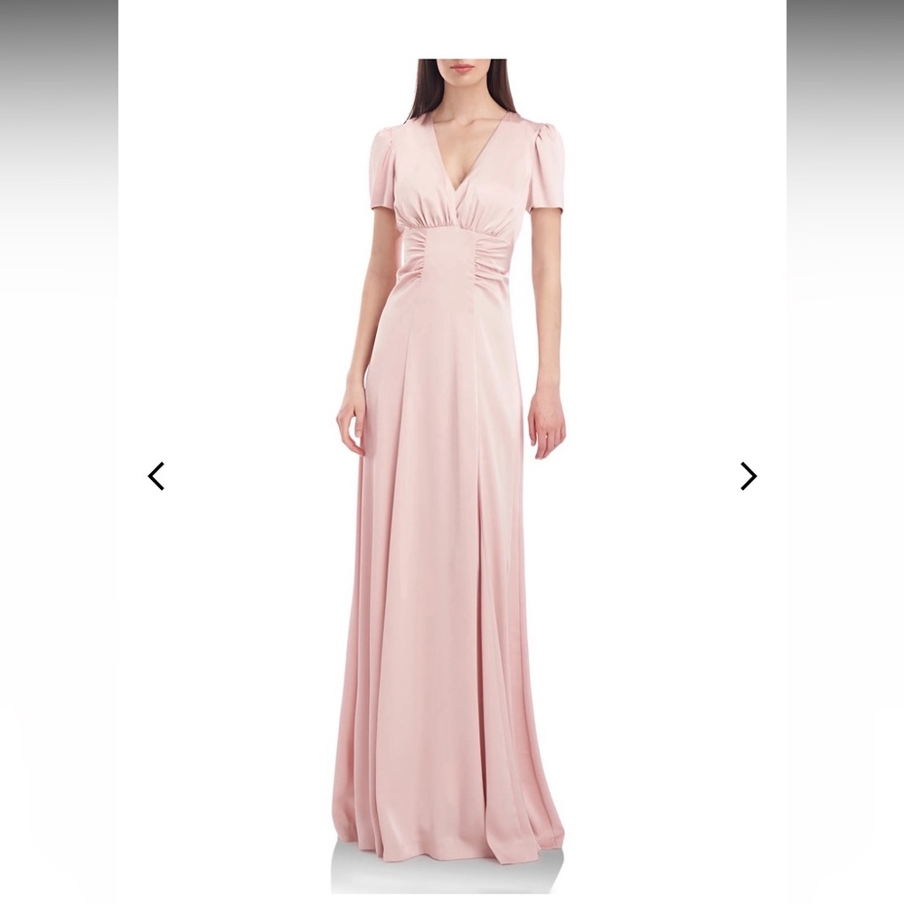 Kay Unger Dusty Blush V‑Neck Maxi Gown